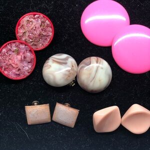 Lot of vintage clip earrings!
